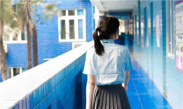 开阳如何找到一个可以帮助我生孩子的女人？